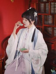 -汉仪华裳汉服馆(打浦桥店)