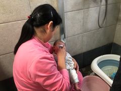 -爱的果实月嫂育婴师(世纪东方店)