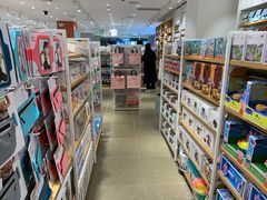 -名创优品(广东省广州琶洲保利广场店)