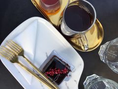 -UNI UNI(环亚凯瑟琳店)