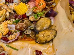 -老东镇啤酒屋海鲜加工·蒸汽海鲜·海鲜烧烤(台东店)