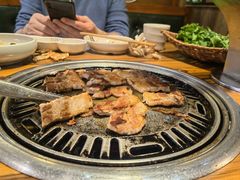-草家酱蟹炭火烤肉店(珲春南路一店)