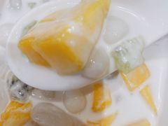 杂果冻小圆子-满记甜品(湖滨店)