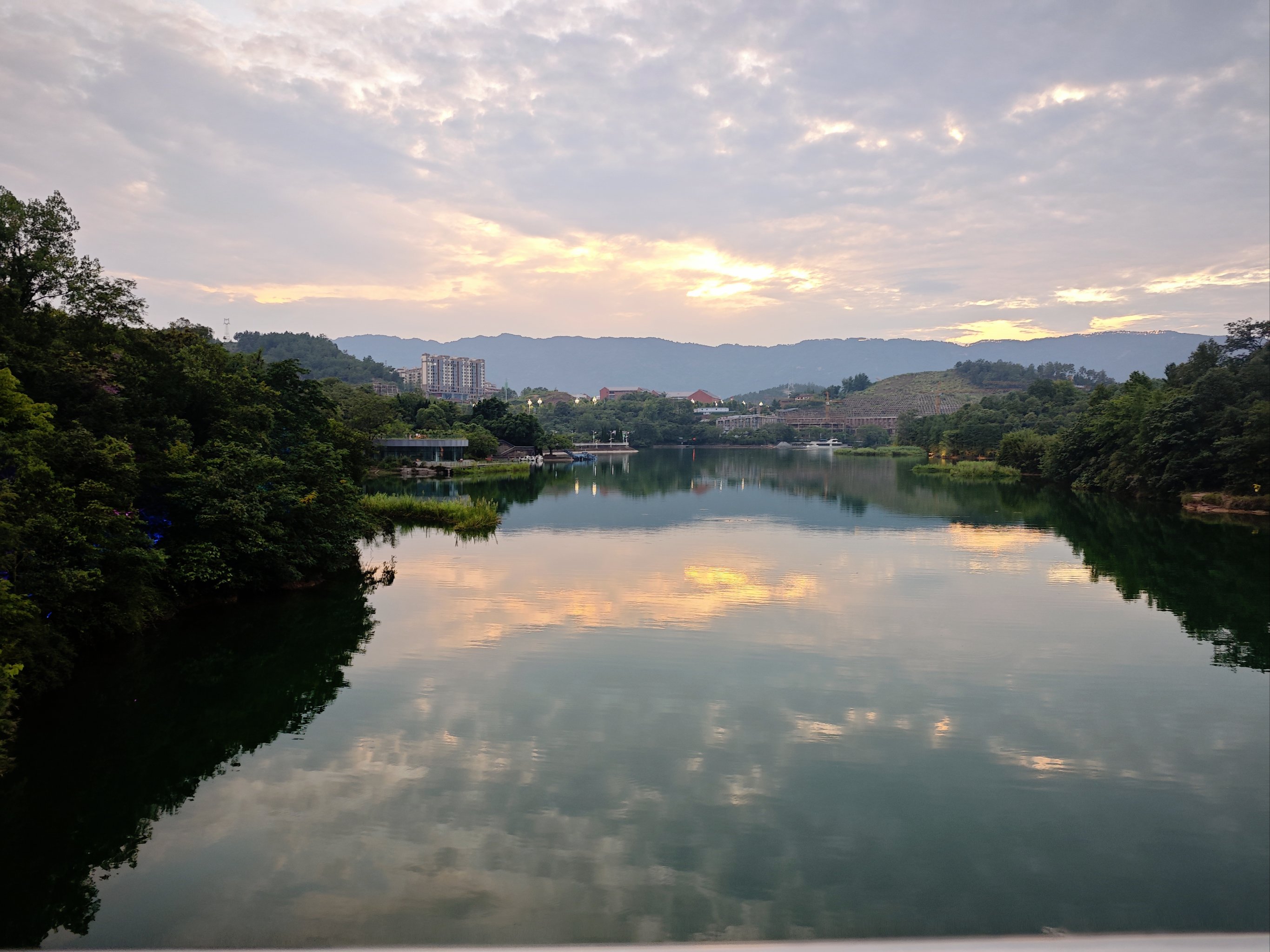 达州莲花湖图片图片