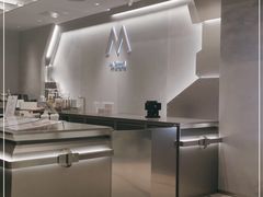 -M Stand (广州白云五号店)