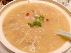 招牌浓汤花胶老母鸡-宴昆山·私房菜(春晖店)