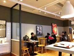 用餐区-肯德基(福民路店)