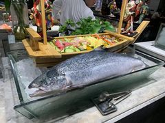 -飨食汇全日制餐厅·昆山皇冠假日酒店(九方店)