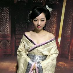 点击看大图 -盘子女人坊古装写真摄影(厦门总店)