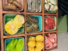 -得意咚瓜·顺德鱼生·冬瓜火锅(深圳首店)
