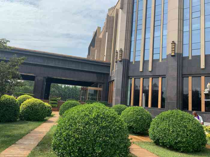 德州富豪康博酒店-"各地的带宝贝玩.想吃扒鸡.那就必然要来德.