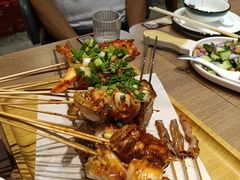 -街角等你.大连海鲜烧烤.经典铁板海鲜串(西安路店)