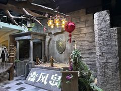 -暴风岛沉浸式体验馆(百联世纪店)
