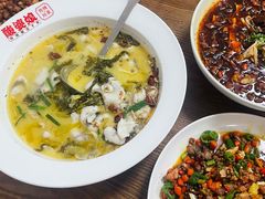-酸婆娘重庆菜(紫竹路店)