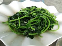 -亚龙湾8号(丁村万人海鲜广场店)