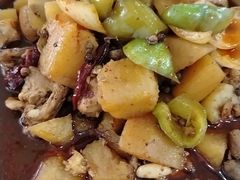 -牛一嘴·兰州牛肉面·大盘鸡(财富中心店)