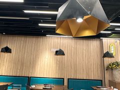 -牛串门串串香(东直门簋街总店)