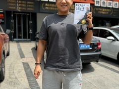 -鸣记脆皮烤鱼(三八广场店)