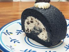 奥利奥蛋糕卷-Line 咖啡(石厦花园店)