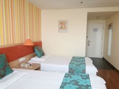 三人间-如家酒店(北京北七家温都水城亚运村汽车市场店)