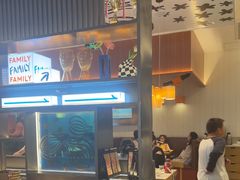 -菲滋意式餐厅(临海银泰店)