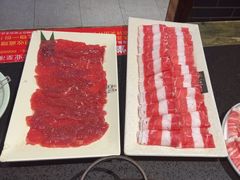 -宽板凳老灶火锅(台湾街店)