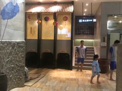 -丽池宫韩式汗蒸会馆(华灯坊店)