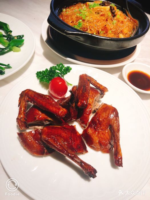 星厨辣蟹·香港菜(大悦城店)沙田乳鸽图片