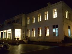 -南京双门楼宾馆(盐仓桥地铁站阅江楼店)