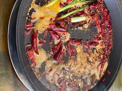 -黄潇洒老火锅(九眼桥宏济巷店)