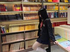 -新华传媒教材书店(中山南二路)