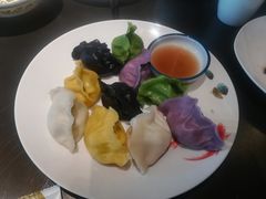 五味海鲜水饺拼盘-东莱馋房(陆家嘴店)