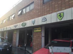 -蜂鸟快修喷漆钣喷汽修旗舰工厂(军工路店)