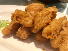 酥炸黄金巴沙鱼-上海小南国(仲盛世界商城店)