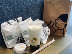 绿洲鲜奶茶-喜茶(东莞汇一城店)