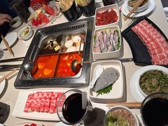-海底捞火锅鲜切牛肉主题店(长寿路店)