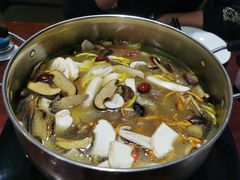 -野菌皇海景野生菌火锅(滨海大道店)