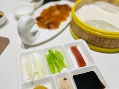-皇城根·鲁菜济南菜·吊炉烤鸭·炒鸡鱼头(济南旗舰店)