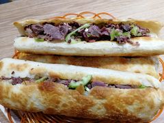 纯肉火烧-金诚张妈妈羊汤·驴肉火烧(旧宫佳和园店)