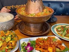 招牌陶锅洋芋鸡-觅山云南菜(泊富ICITY店)