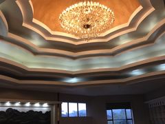 -金孔雀温泉旅游度假村