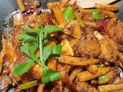 -炭舍干锅·烤鱼(扬名广场店)