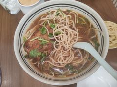 -小马牛肉面·牛骨熬制(南京博物院店)