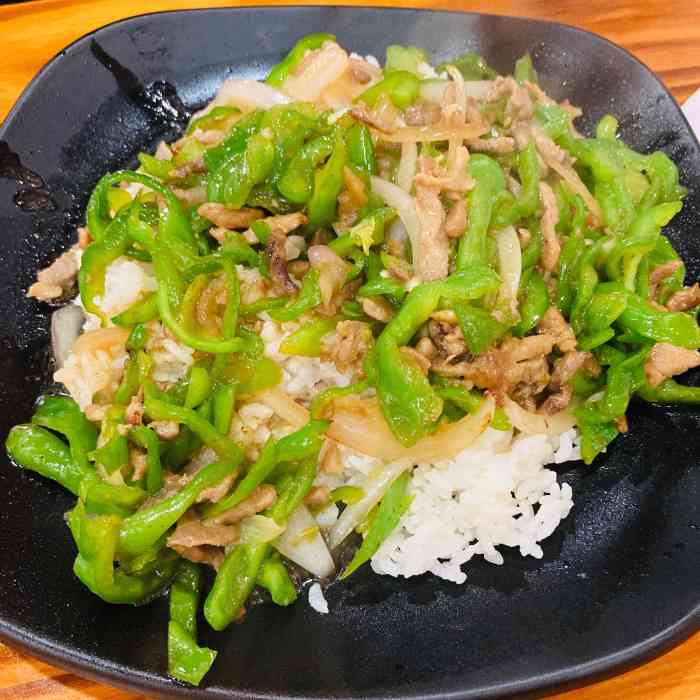 沙县小吃(三义路店)-"环境卫生很好,服务也好,鸭头味道不错.