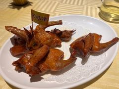 招牌烤乳鸽-石岐佬中山菜馆(张溪店)