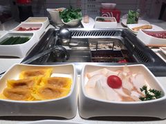 -海底捞火锅鲜切牛肉主题店(长寿路店)