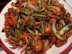 去头小龙虾-乡土黄·鲜牛肉火锅·小龙虾(兴业街店)
