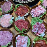 他家的老火锅味道真的是又辣又爽，特别好吃。