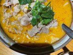 -娜仁图雅蒙古美食村(33小镇店)