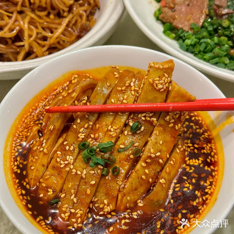 万象城）4年吃了11次的川菜！！座无虚席！